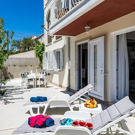 Apartament Amazing In Mokosica With Wifi *