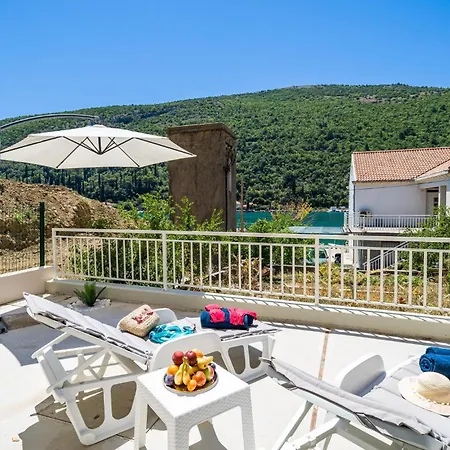 1 Bedroom In * Mokošica